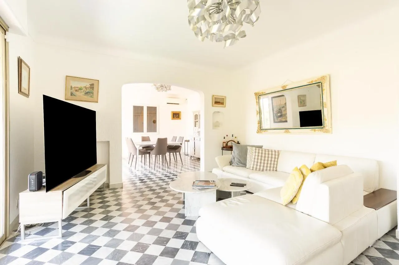 Holiday home Les Oliviers De Mougins - Villa Avec Piscine Et Sauna France